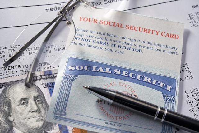 AARP Exclusive: More Americans Claiming Social Security Early – What’s Driving the Trend? 2 Claiming Social Security